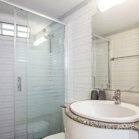 Flora's Place Appartamento *