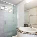 Flora's Place Апартаменты *