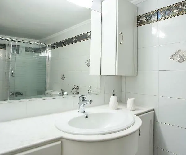 Daire Flora's Place *