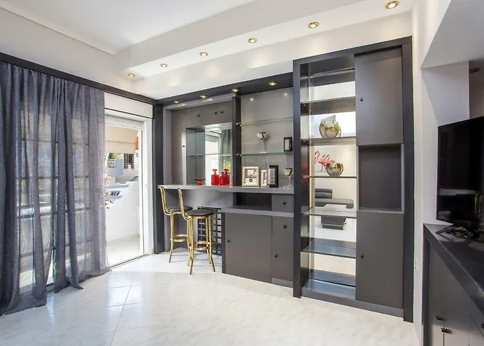 Flora's Place * Rhodes City